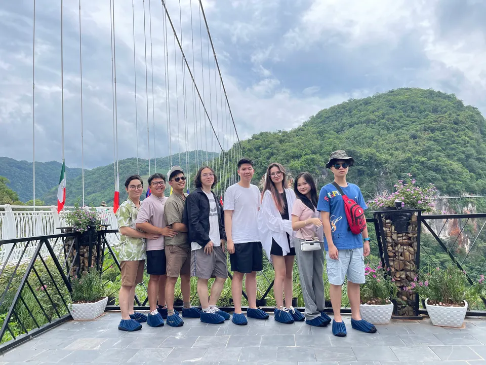 Các bạn trong lớp đi chơi Mộc Châu, tháng 6/2023